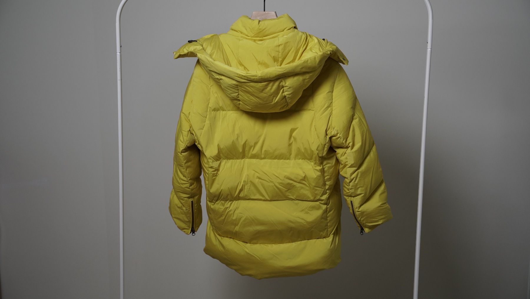 Woolrich Giacche: Woolrich Aurora Puffy Jacket Daunenjacke gelb – Nuovo (secondo la descrizione) da Zürich venduto da julia_vina 1
