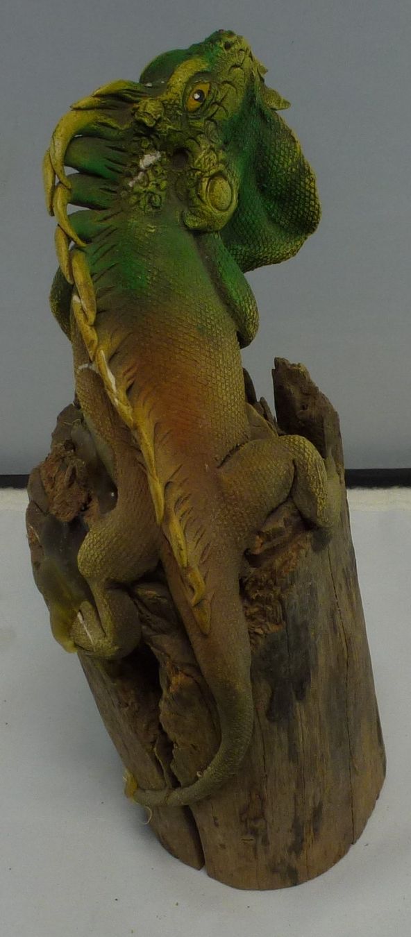 Statuette: Tieffigur auf Holzstück – Usato da Murgenthal venduto da B.StM 4