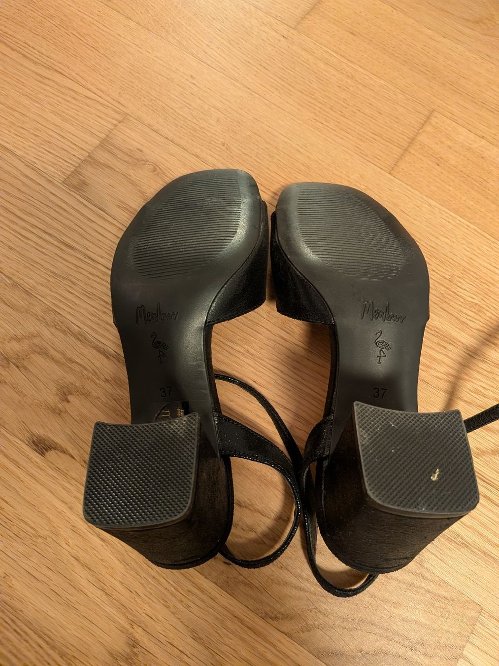 Scarpe da donna: Menbur Blockabsatz Pumps 37 – Nuovo (secondo la descrizione) da Dübendorf venduto da ivychad4 6