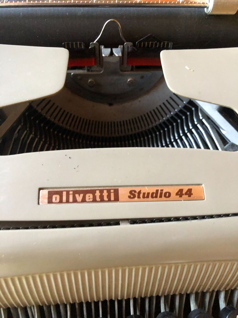 Olivetti Macchine da scrivere: Alte Schreibmaschine – Usato da Walde AG venduto da Ritab2 1