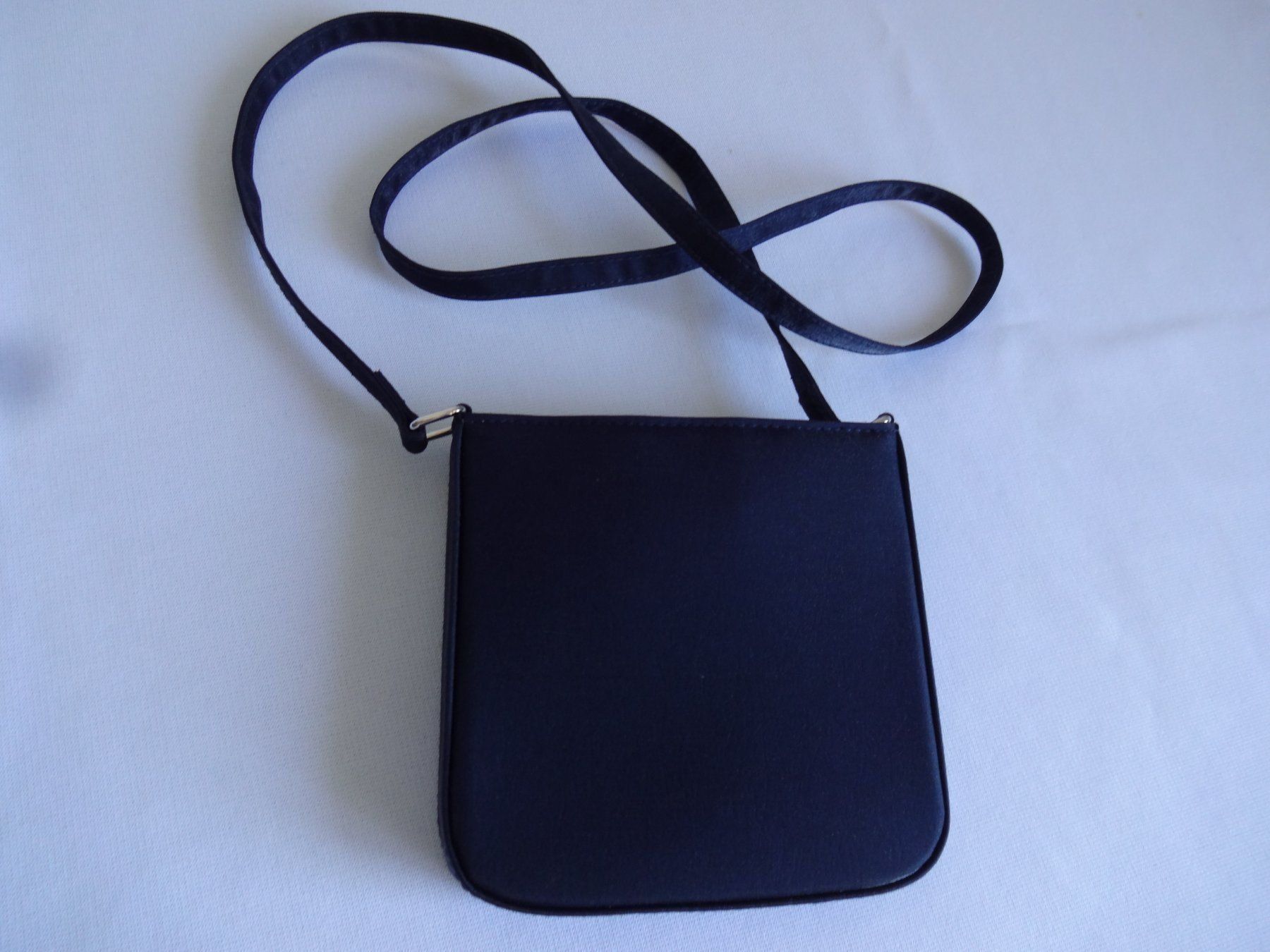 Tommy Hilfiger Borse: TOMMY HILFIGER  Tasche – Nuovo (secondo la descrizione) da Frauenfeld venduto da rey06 3