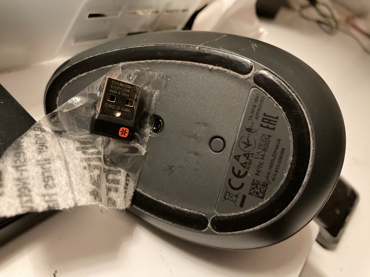 Logitech Mouse: Logitech vertikale Maus – Usato da Flawil venduto da rcnkr 4