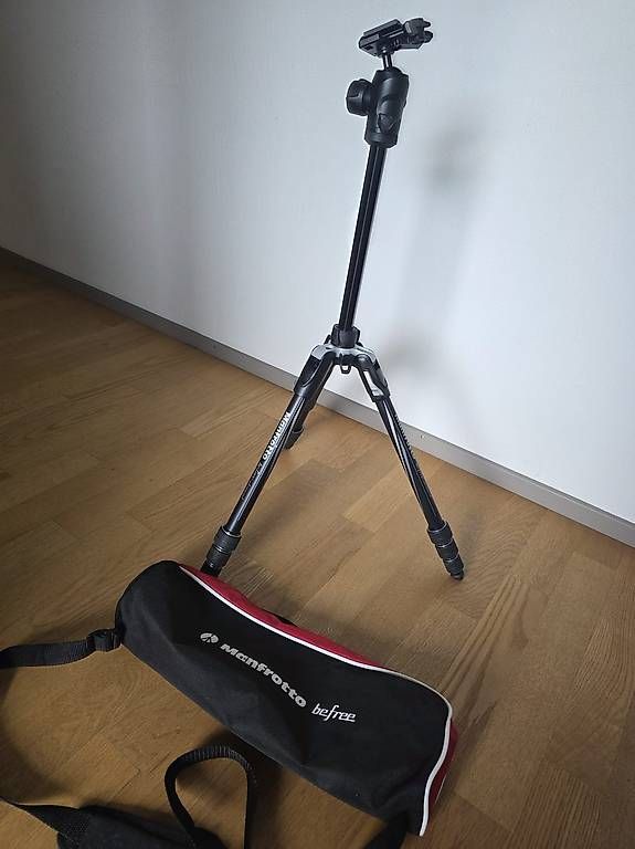 Manfrotto Trépieds & Accessoires: Manfrotto Befree Advanced M-lock Tripod – D'occasion à Stetten AG par AlexandruEP