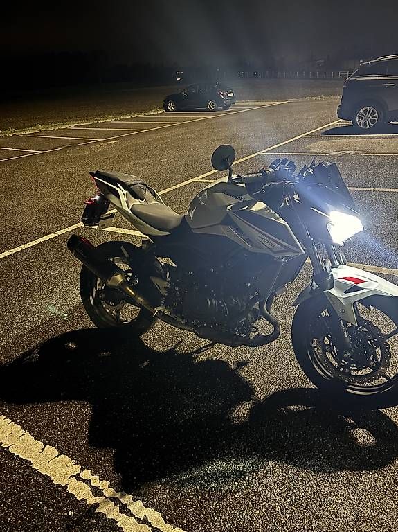 Route: Kawasaki Z400 – D'occasion à Sempach par kay_jy8w