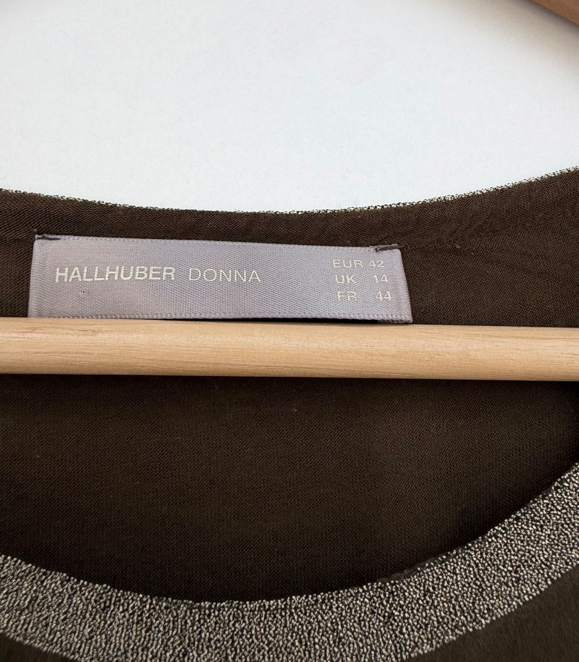 Hallhuber Camicette: Hallhuber Bluse mit Seide Gr.42 – Usato da Unterägeri venduto da Jutka_04 1