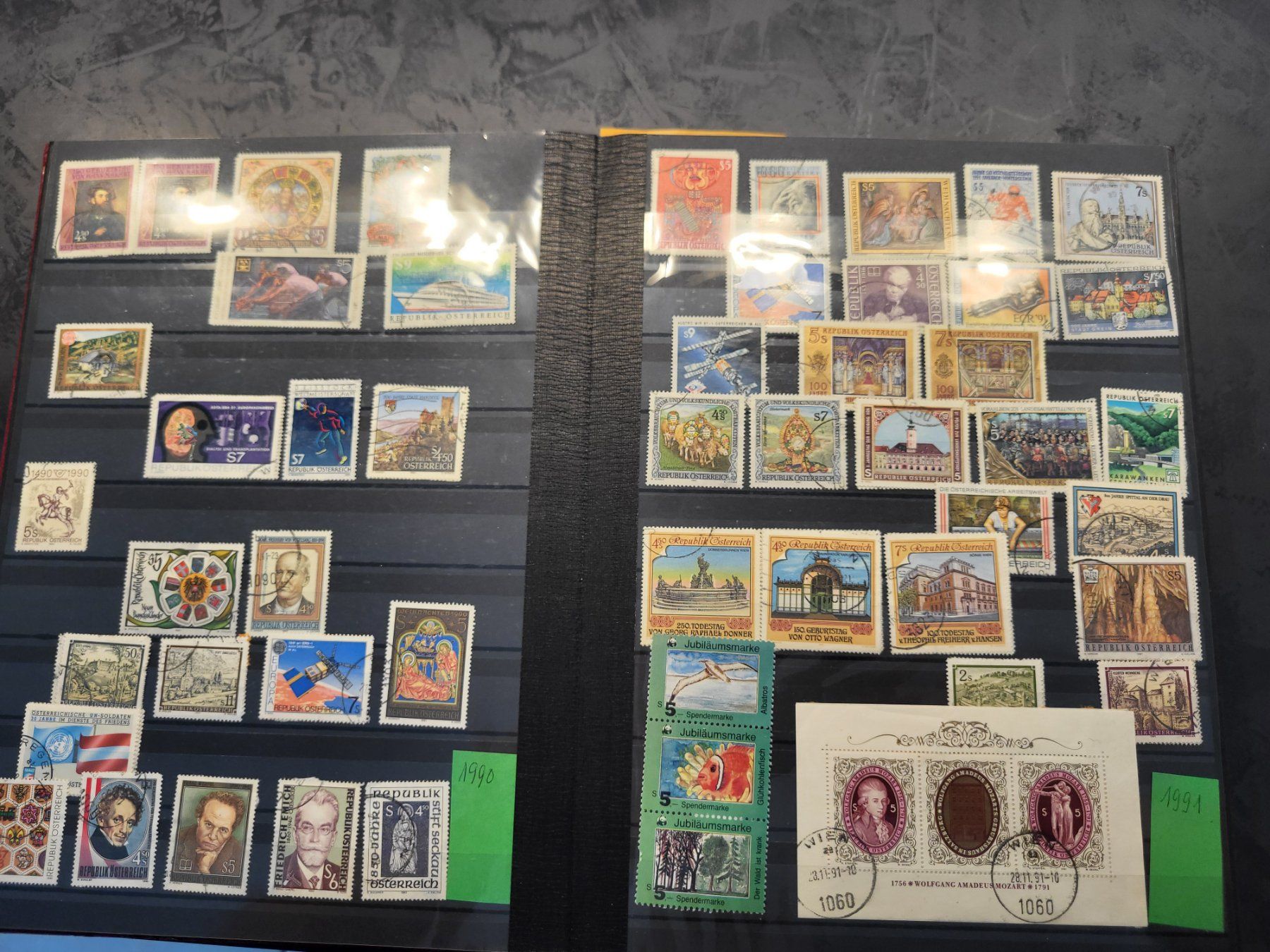 Alle Briefmarken: Sammlung Album - Oesterreich – Gebraucht aus Rümlang von Turrin 6