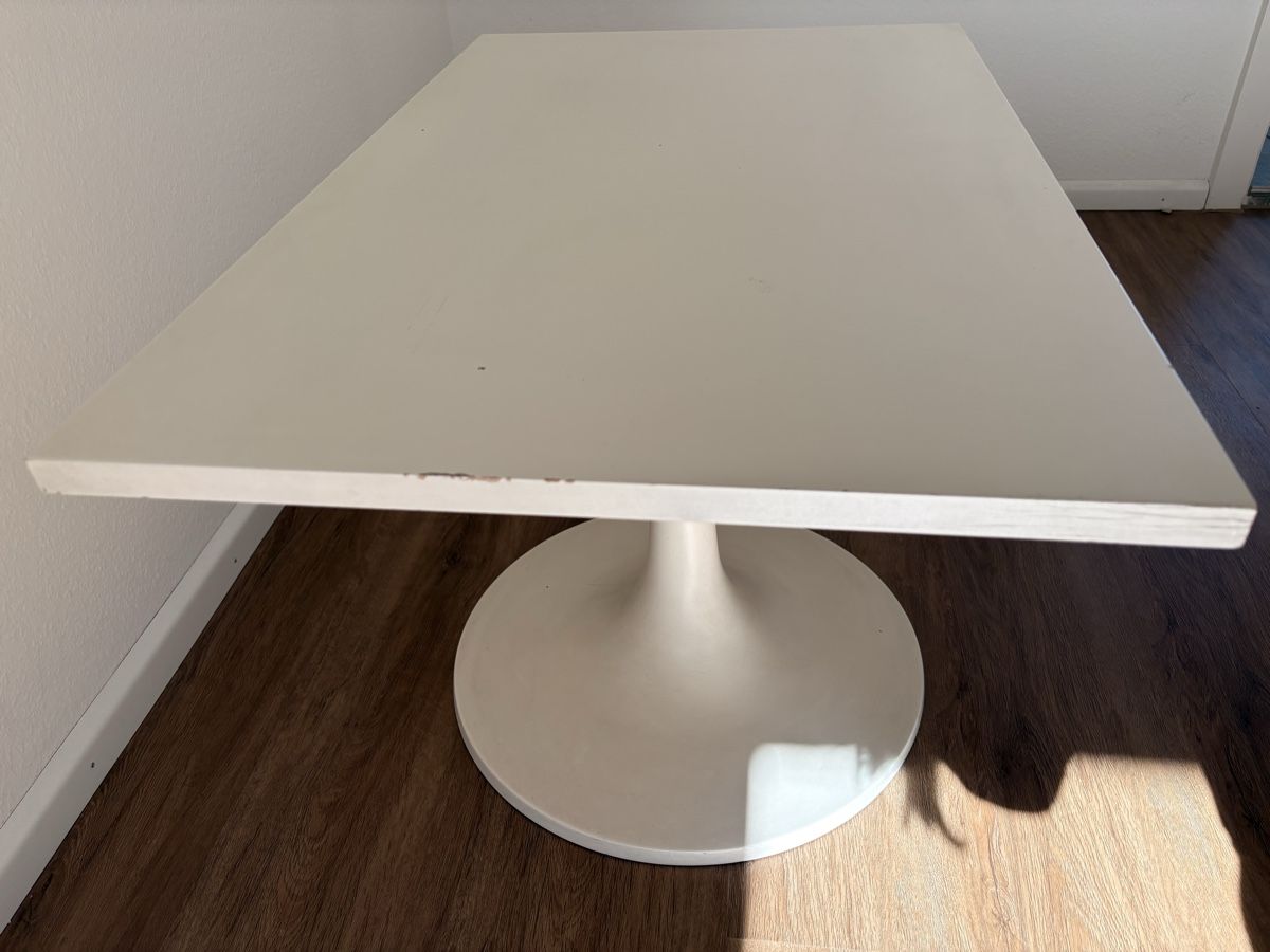 Tavoli: Tisch – Usato da Basel venduto da summersun71 2