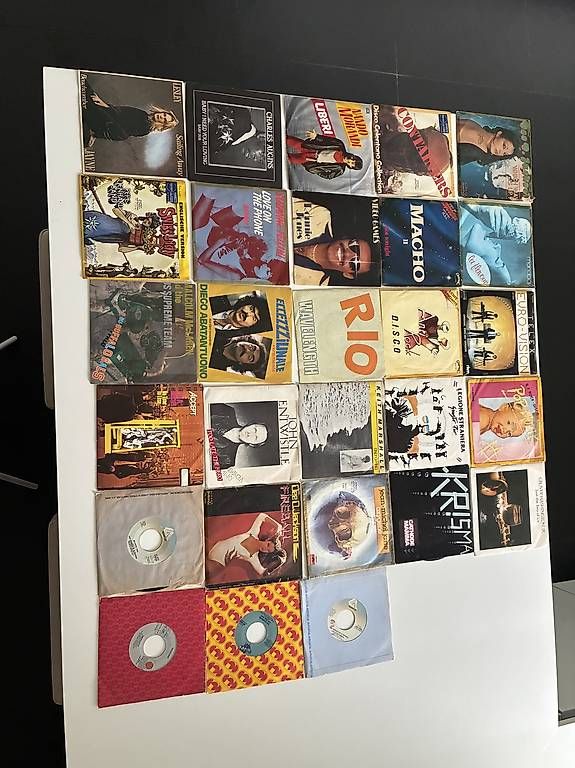 Dischi in vinile: Dischi 45 giri – Usato da Riva San Vitale venduto da Samantha78 1