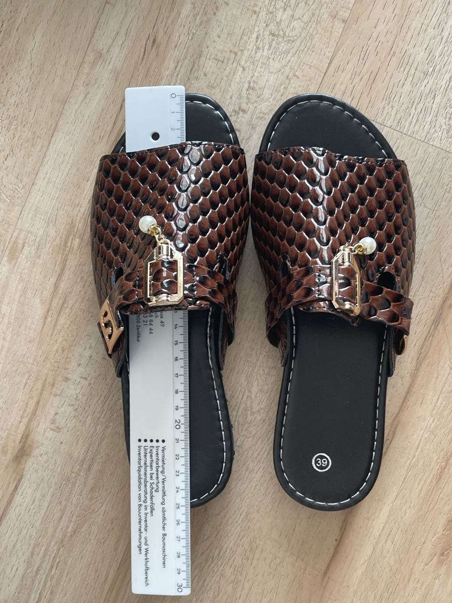 Scarpe da donna: Sandalettes plates 39 brunes neuves – Nuovo (secondo la descrizione) da Kloten venduto da Vermicelles 1