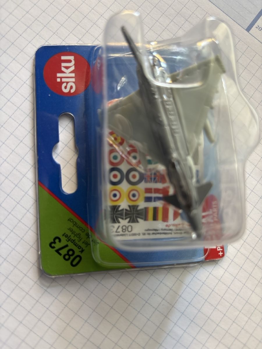 Siku Kit di modellismo & Modellini statici: Siku Kampfjet METAL + PLASTIC PARTS – Nuovo e nell'imballaggio originale da Unterengstringen venduto da hab_dyp5 3