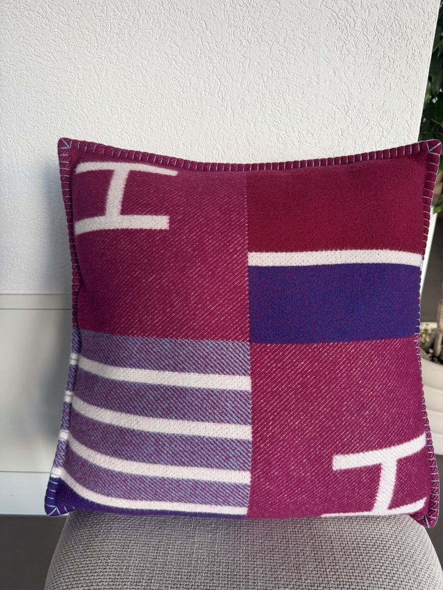 Cuscini: Hermès, coussin  – Usato da Cernier venduto da 1234V