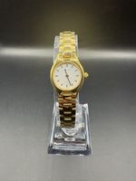 Montre femme Certina dorée, élégante et discrète ✨