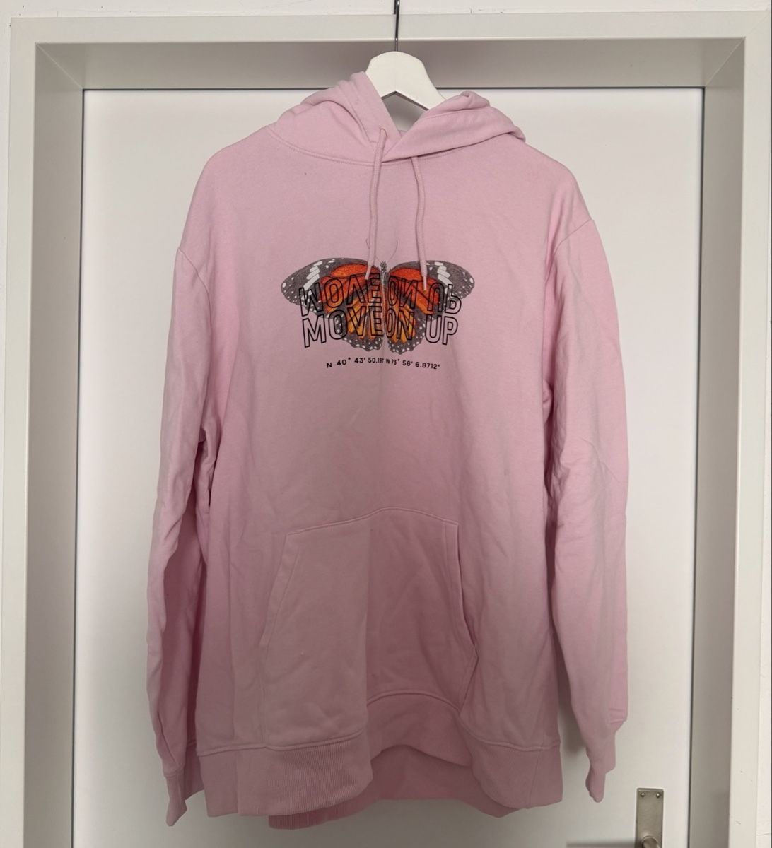 Maglioni & Felpe: Pullover mit Schmetterling Motiv pink Grösse XL – Usato da Sempach venduto da ljnaelena