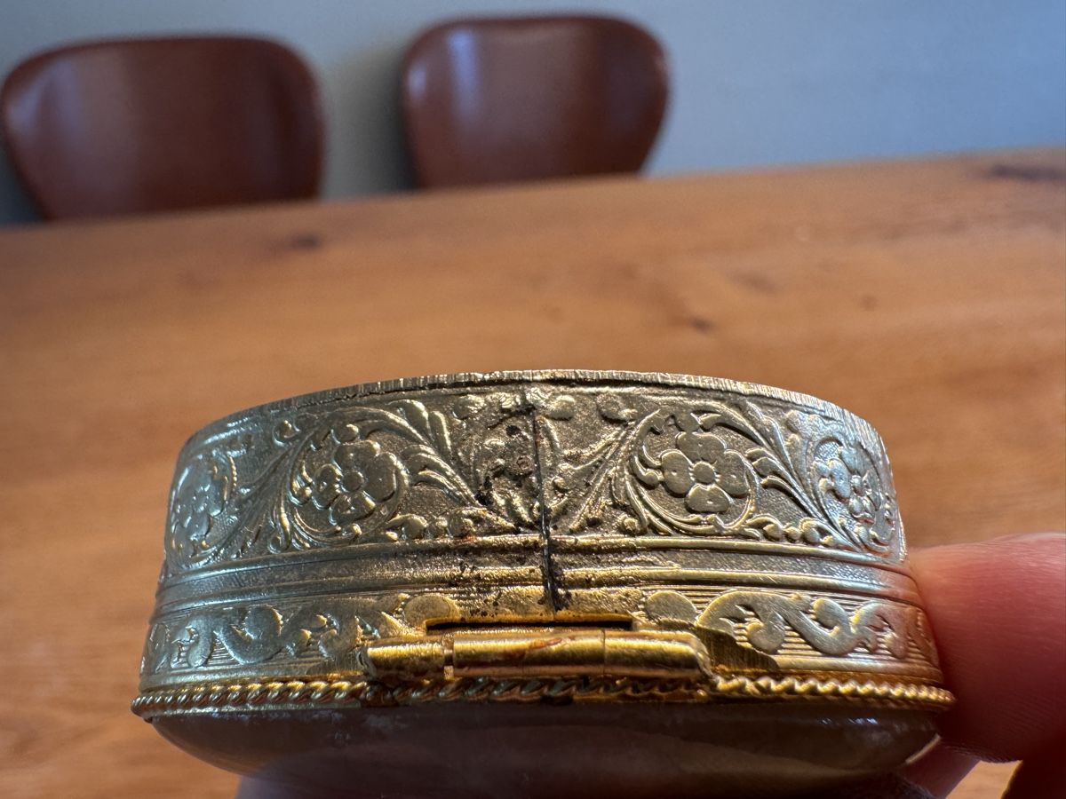 Spardosen: Vintage Schmuckdose Pillendose mit Onyx – Gebraucht aus Niederbüren von Oetschli 4