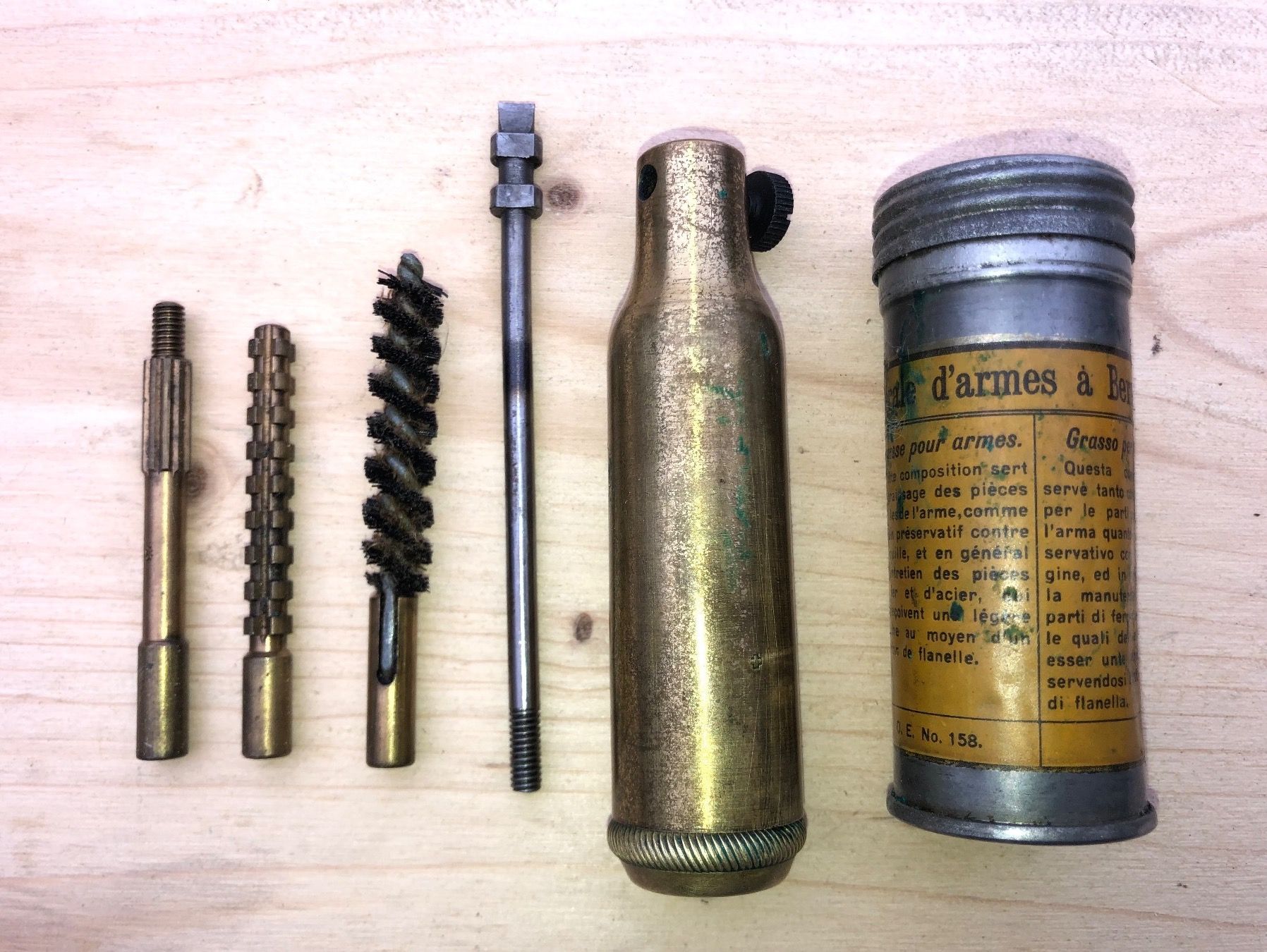 Schweizer Armee Alle Werkzeuge: Revolver / Para - Putzzeug – Gebraucht aus Magden von Hornet2 1