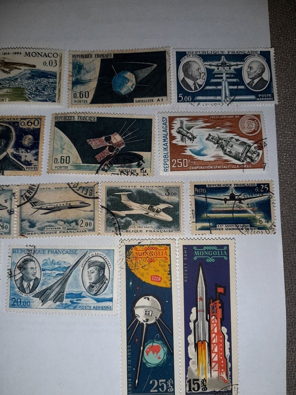 Tutti i francobolli: 17 timbres divers aviation – Usato da Le locle venduto da juliensaran 2