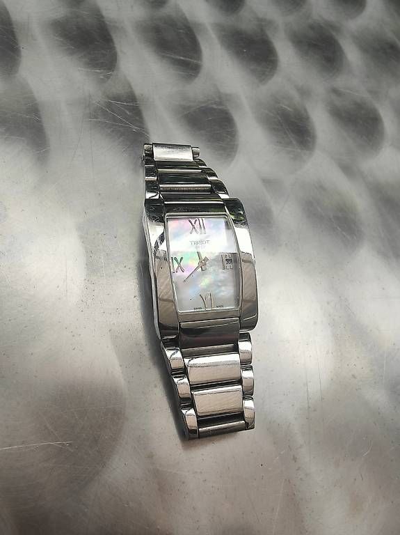 Orologi: Tissot Damenuhr Perlmutt – Usato da Uerkheim venduto da Motz80 3