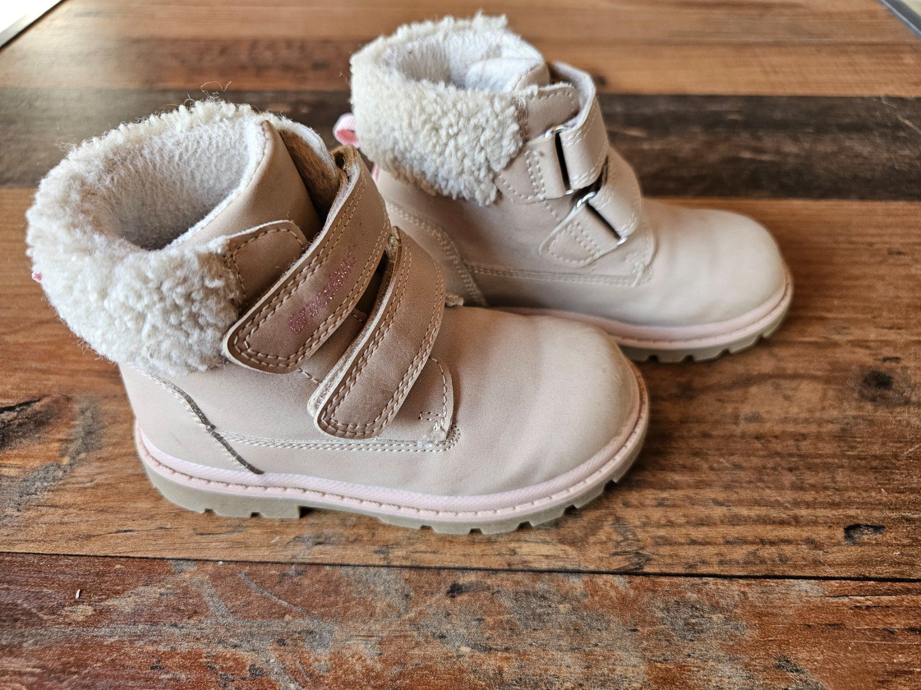 Dosenbach Scarpe per ragazze: Stiefel Gr. 23 – Usato da Engi venduto da kat_7zfx 2