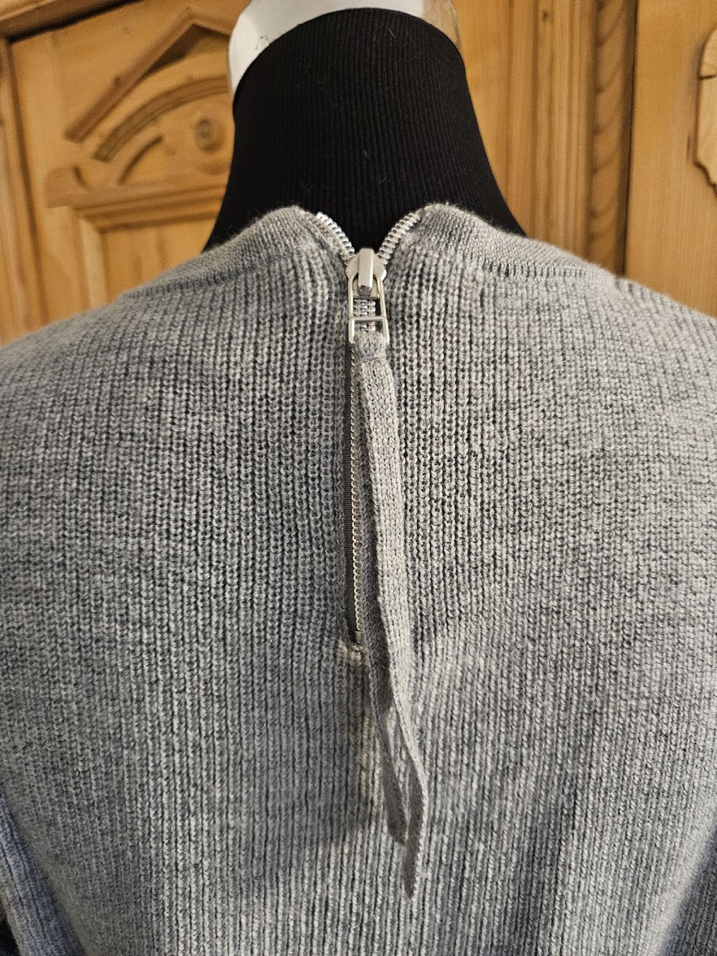 Maglioni & Felpe: schöner Pullover, Herzensangelegenheit – Usato da Wiesendangen venduto da Sinhuk 2