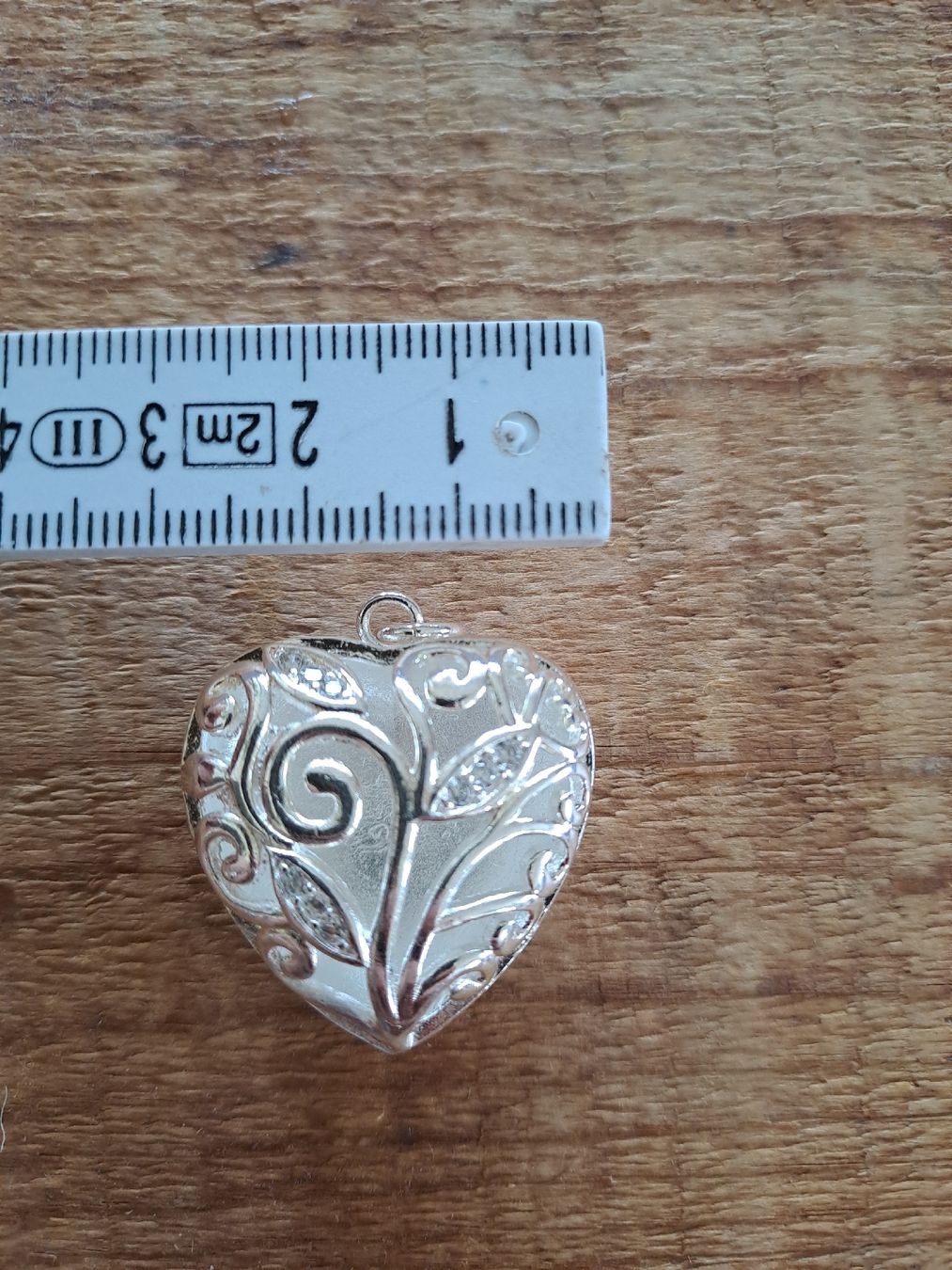 Pendentifs: Anhänger Halskette Herz – Neuf avec emballage d'origine à Basel par suberi_Sach 5