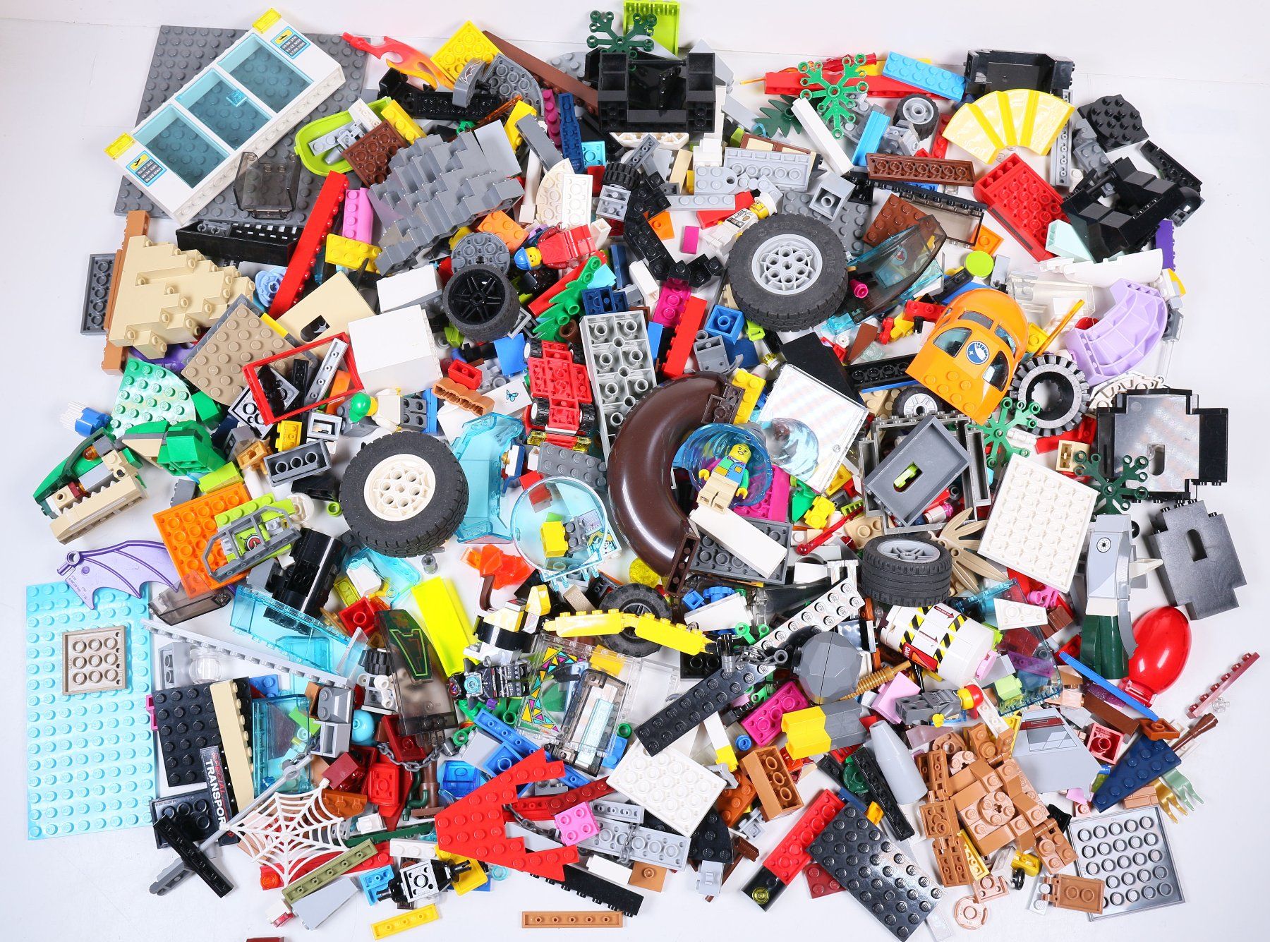 Lego Kit di costruzioni: 1.5 kg. Legoteile mit Minifiguren – Usato da Hettlingen venduto da Scholi99