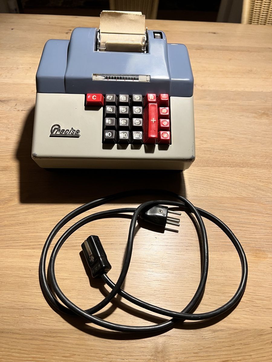 Toutes les machines: Vintage Rechenmaschine Precisa 160-12 – D'occasion à Neuenegg par Magosaurus