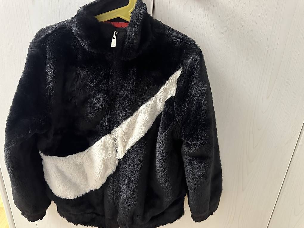 Jacken: Nike Jacke  – Gebraucht aus Dietikon von Loryambra