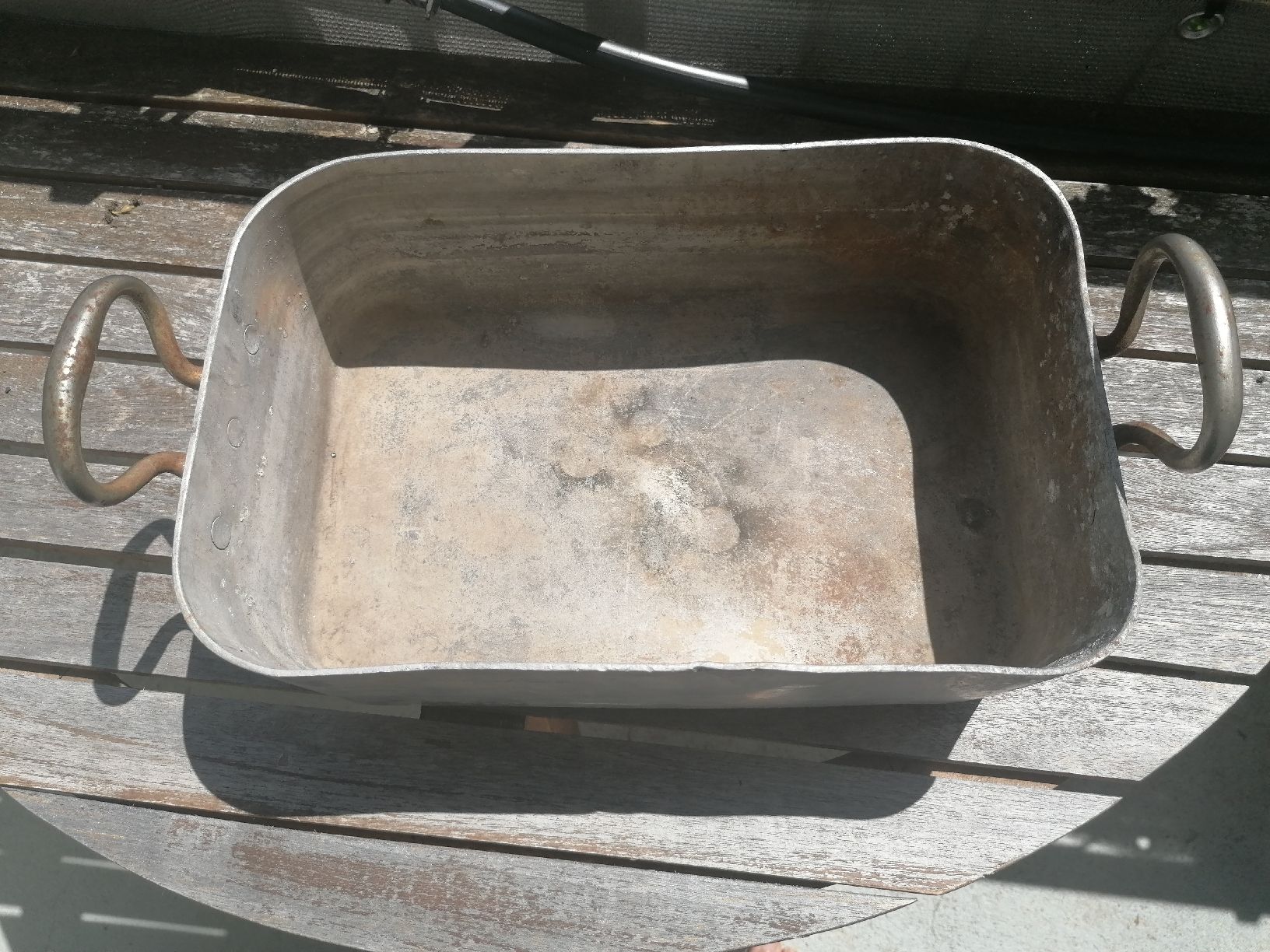 Casseroles: Antike Schale, Kochtopf mit Henkel oder Blumenvase, Top – D'occasion à Pfäfers par Padj 1