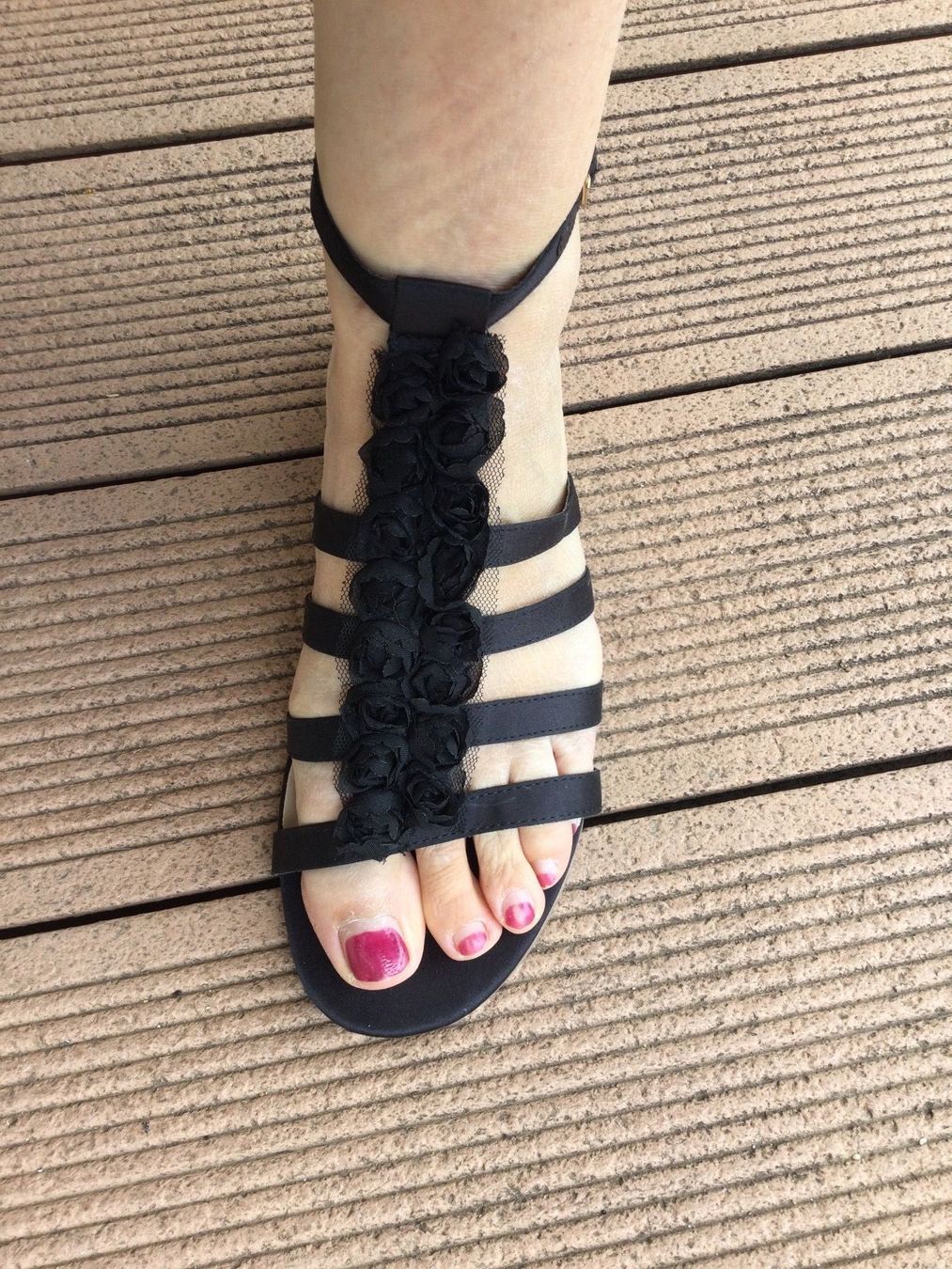 Cube Scarpe da donna: Sandalettes CUBE noires satinées roses – Nuovo e nell'imballaggio originale da Agiez venduto da chouchanelle