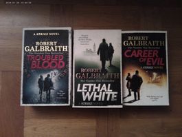 3 x Robert Galbraith Krimi-Reihe: Troubled Blood (ENGLISH)