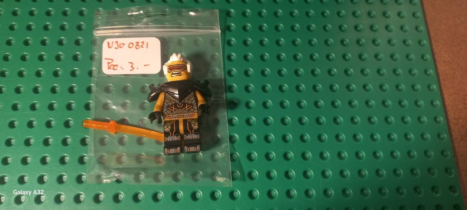 Lego Giocattoli: Mini figurine Lego ( Rapton ) – Usato da La tour de treme venduto da Legocreation82