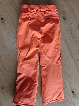 Kaum benutzte Skihose Gr. 164