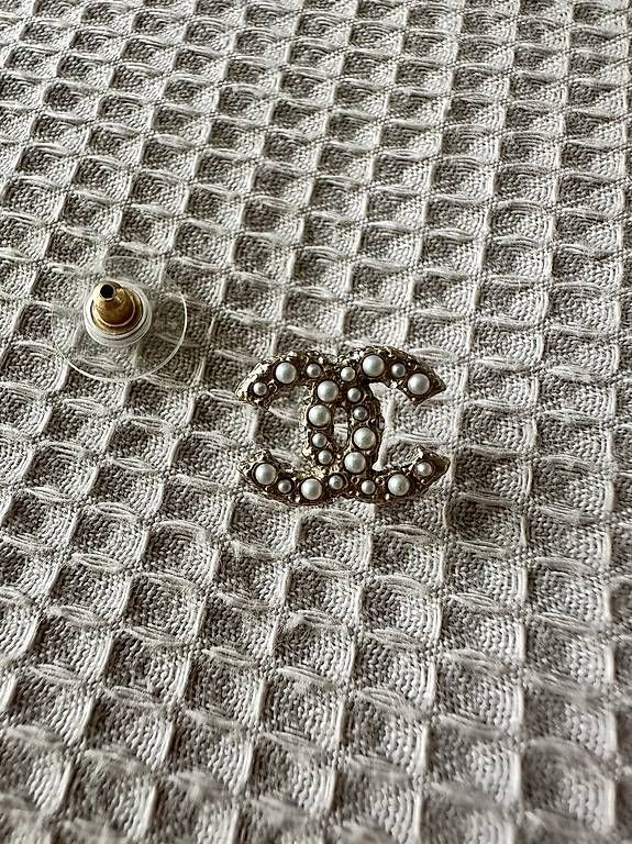 Orecchini pendenti & Orecchini a lobo: Chanel Ohrstecker CC – Usato da Allschwil venduto da nic_6yf6 1