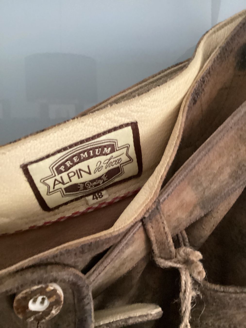 Pantalons: Trachtenmode Lederhose – D'occasion à Niederglatt ZH par SylvieVol 3