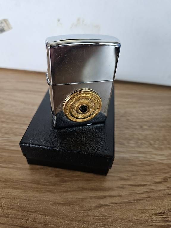 Zippo Accendini: Briquet Zippo – Usato da Anières venduto da mar_lh8p 1
