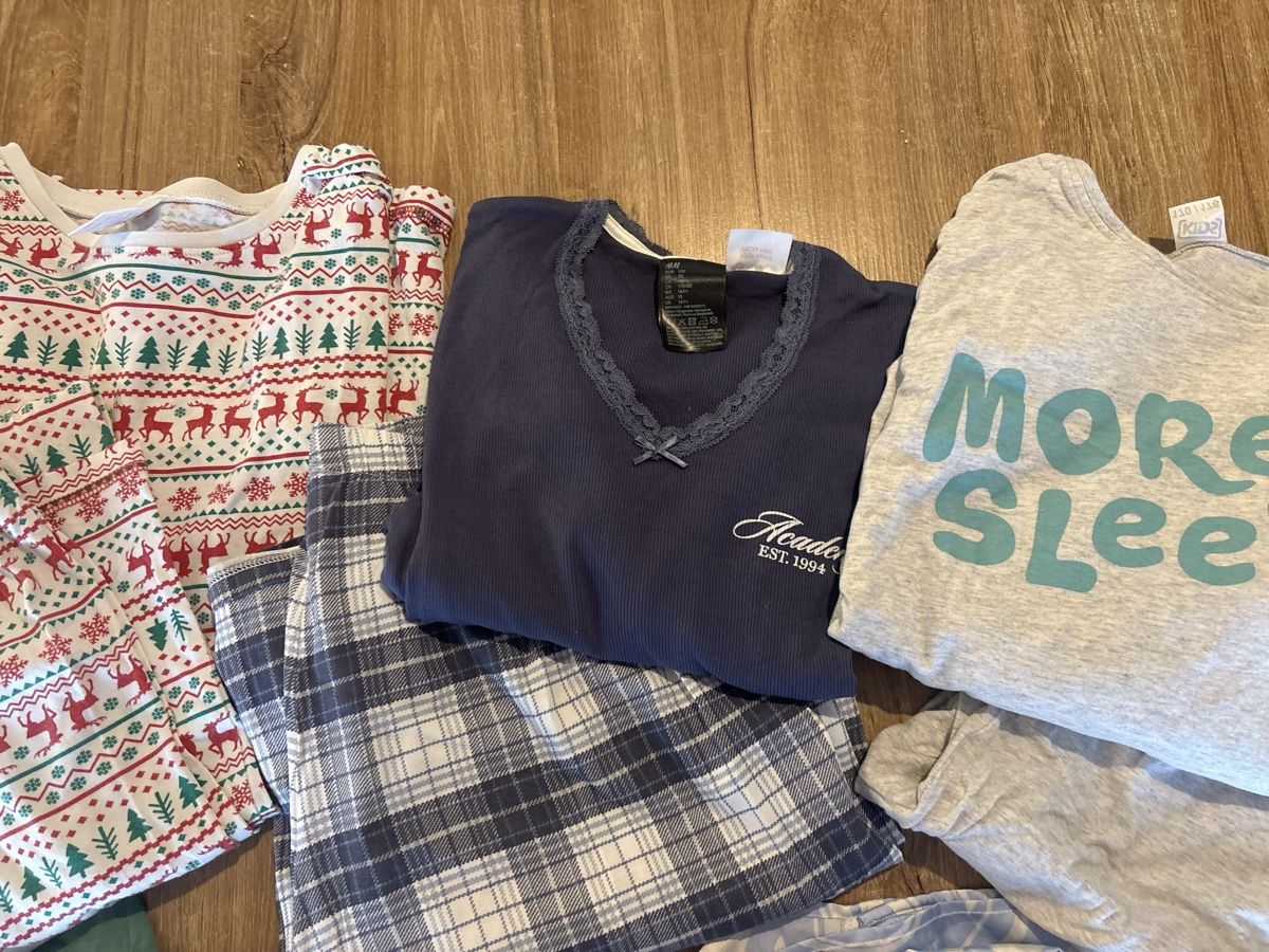 Pigiama & Simili: Mädchen Pyjama set gr. 170 – Usato da Zürich venduto da Reto82 2