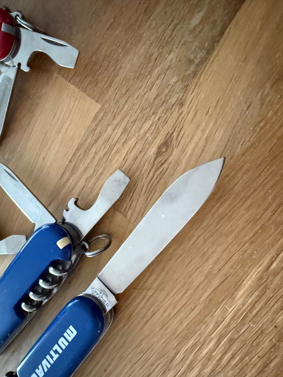 Victorinox Taschenmesser: 42 – Gebraucht aus Goldach von Messerguru 3