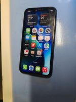 iPhone 11 64GB Schwarz sehr guter Zustand