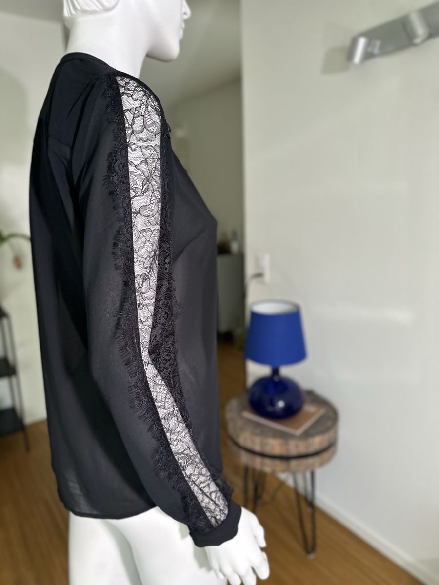 H&M Camicette: Schicke Damenbluse von H&M – Nuovo (secondo la descrizione) da Adliswil venduto da RicPro 3