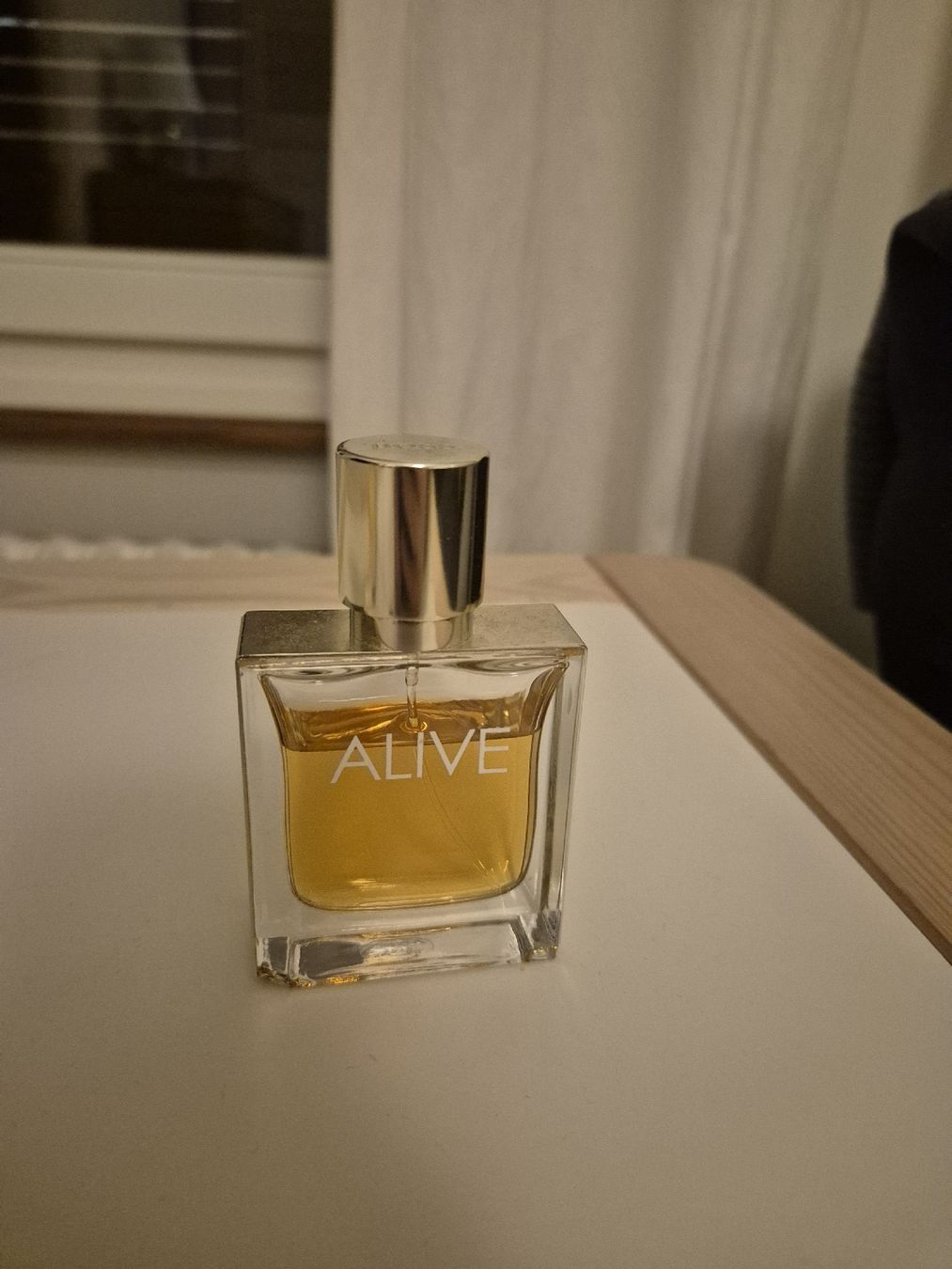 Hugo Boss Parfums & Eau de Toilette: parfum hugo boss alive, 30ml – D'occasion à Basel par lilifee86