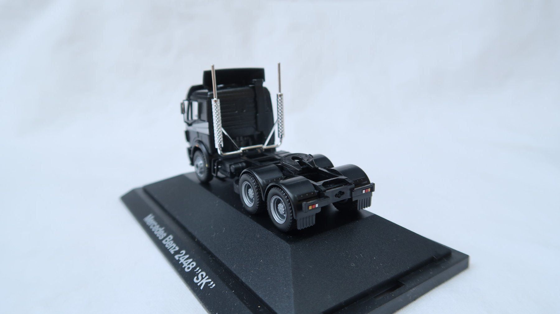 Mercedes-Benz Modellini d'auto: Herpa "Private Collection" MB SK 2448 – Usato da Muttenz venduto da Laeckerlihamschter 8