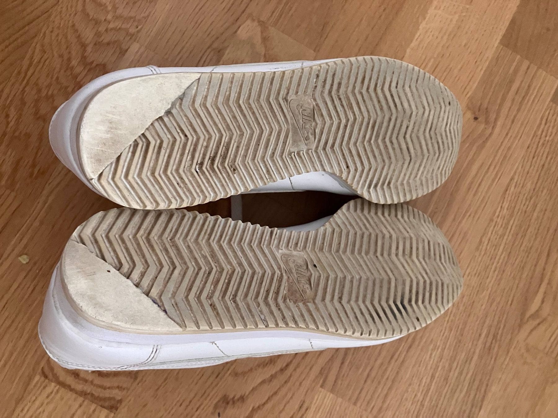 Nike Scarpe da uomo: Nike Cortez Weiss Leder EU 40.5 - eher eine 39,5 – Usato da Zürich venduto da gabrieluza 4