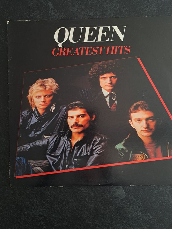 Queen Greatest Hits 1981 (Gebraucht) in Oberegg für CHF 37 – mit