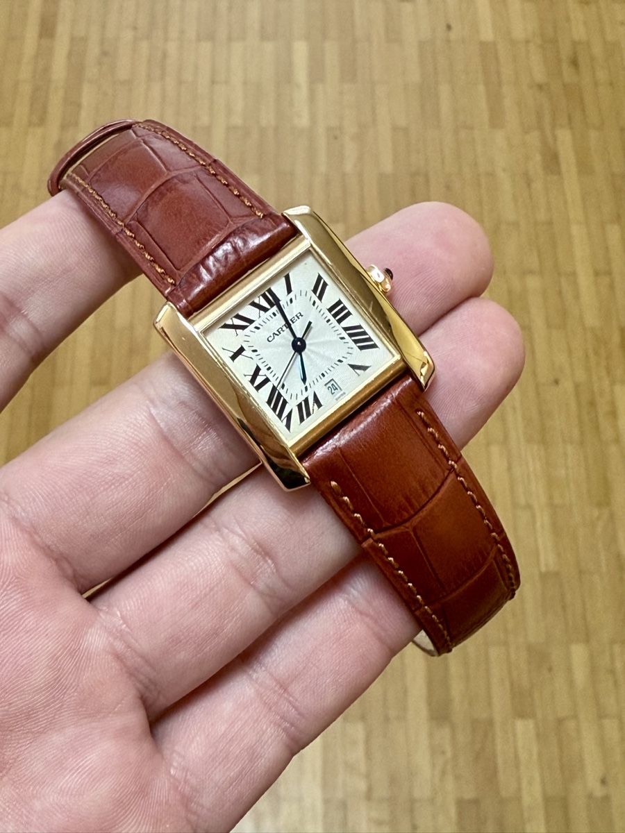 Cartier Orologi: Cartier Tank 18K Automatic – Usato da Zürich venduto da WATCHROOM