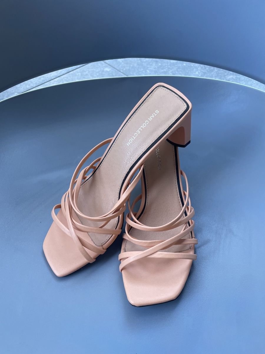 Scarpe da donna: Sandalen lachs – Usato da Zürich venduto da Anushka86
