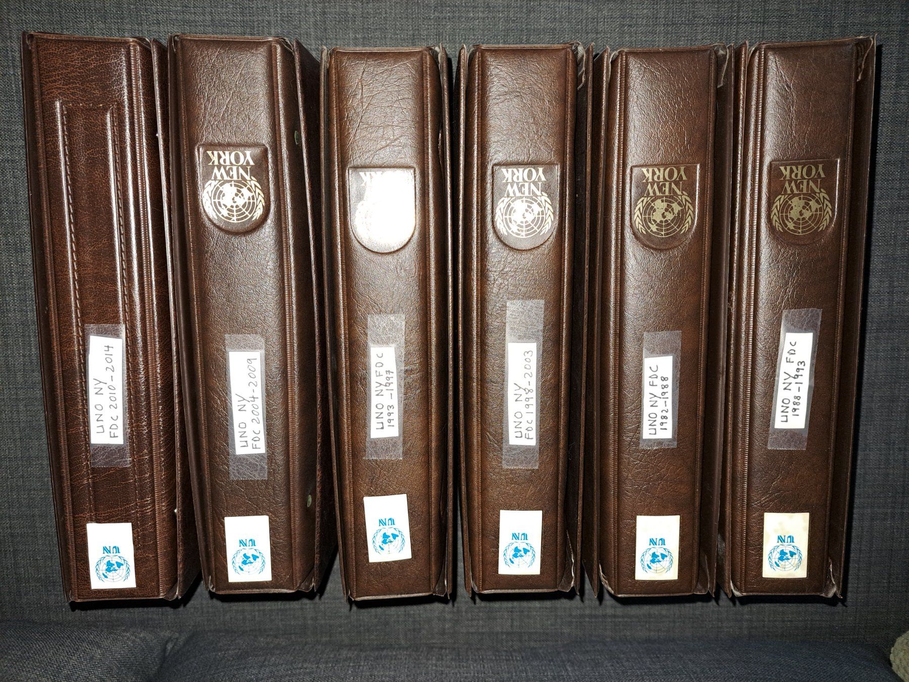 Tous les timbres: Philatelie – Neuf (Voir description) à Wettingen par geo_7yn7