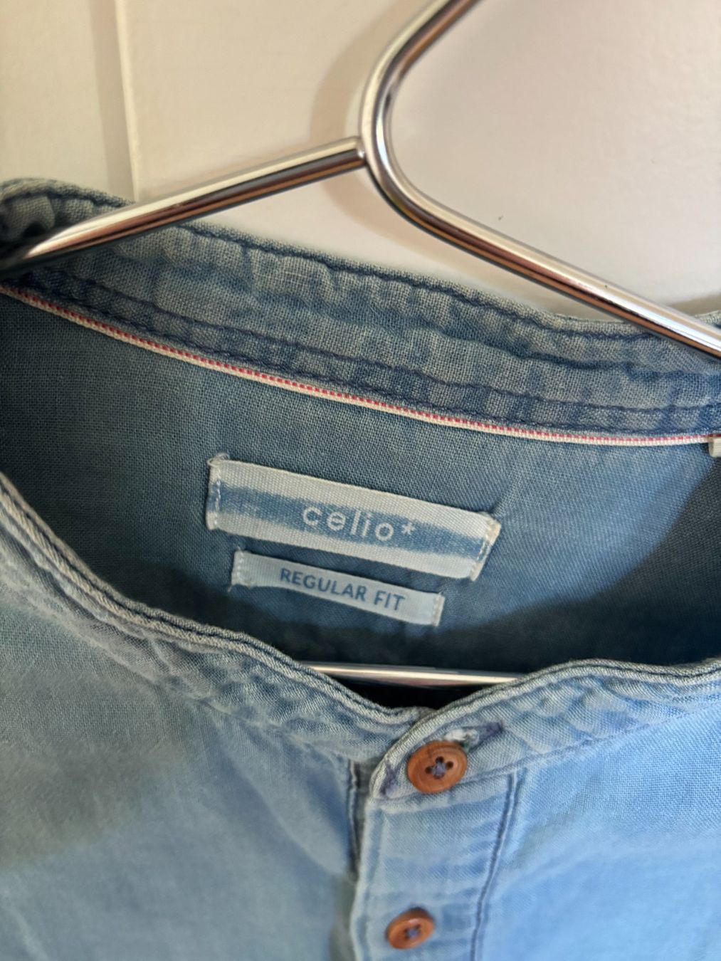 Camicie: Helles Celio Jeansemd mit Stehkragen – Usato da Bern venduto da l_schweizer14 3