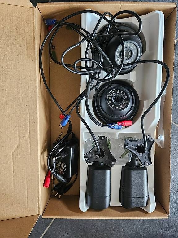 Videocamere: 4 HD Kamera Set – Usato da Walkringen venduto da akdz
