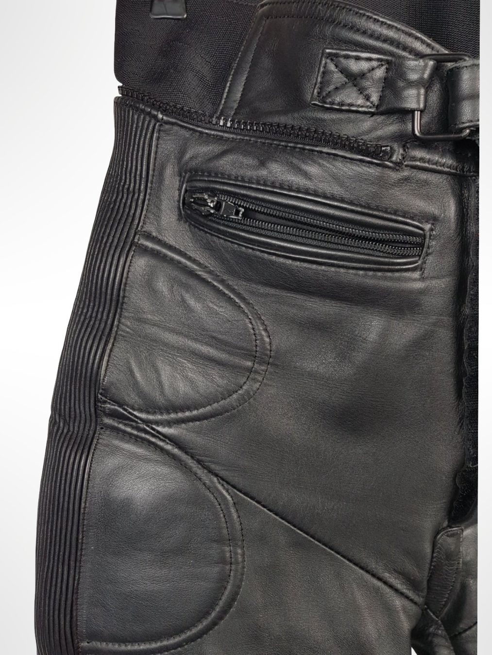 IXS Pantaloni: iXS Motorradhose Gr. 50, Echtes Leder schwarz – Usato da Suhr venduto da Restwert_Suhr 3