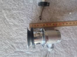2 Stück Ablaufventile NEU
